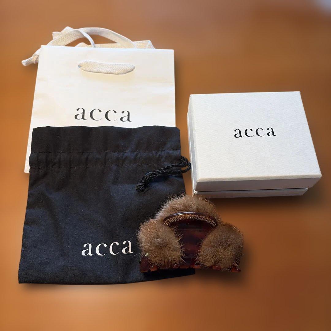 美品acca ヘアクリップ　ミンクファー　スワロフスキー　アッカ