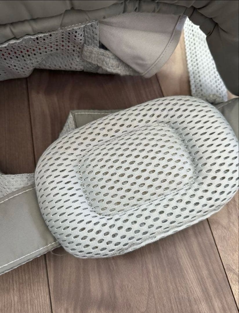 【最上級モデル】ベビービョルン 抱っこ紐 ハーモニー メッシュ シルバー 美品