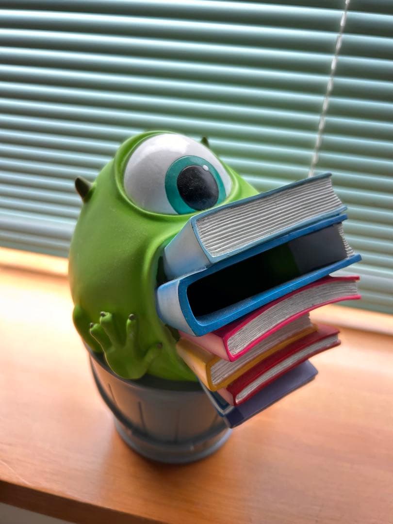 モンスターズインクのマイク　小物入れ(希少)