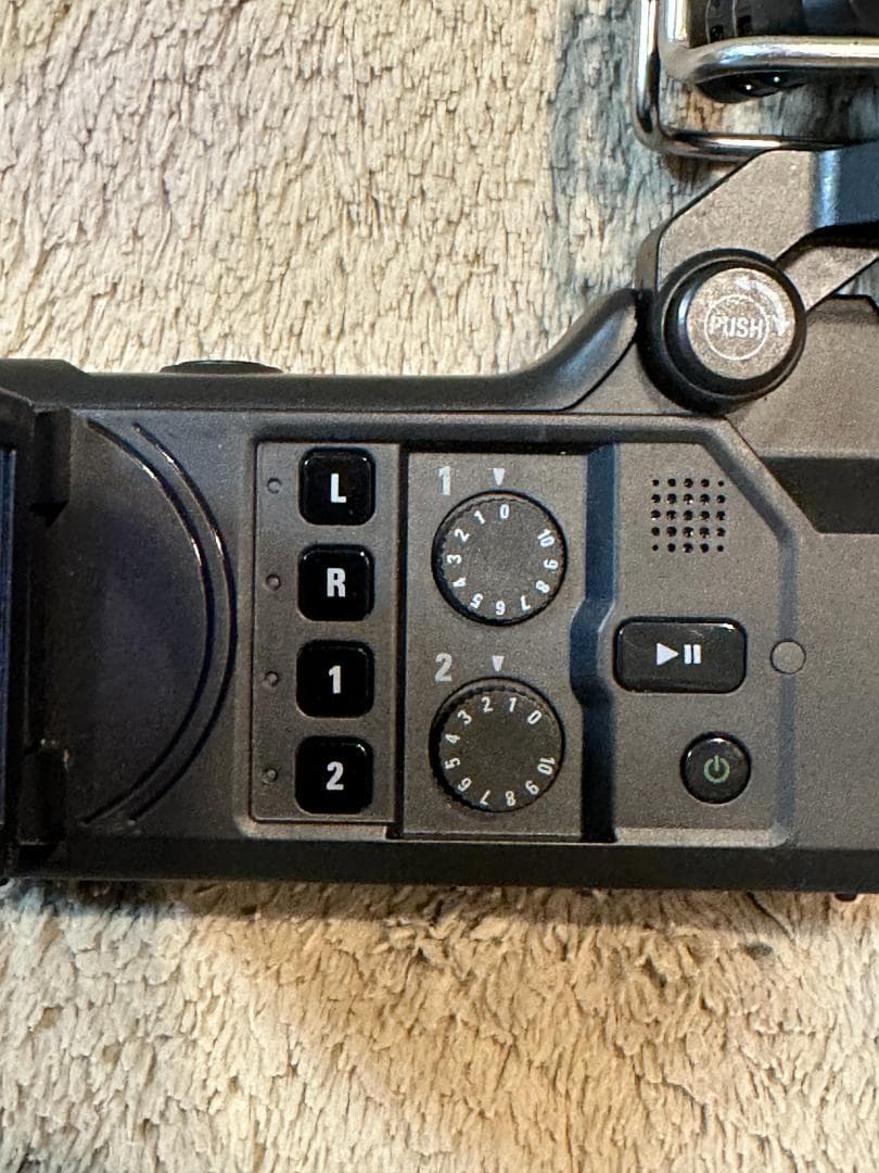 ZOOM Q8 ズーム ハンディビデオレコーダー