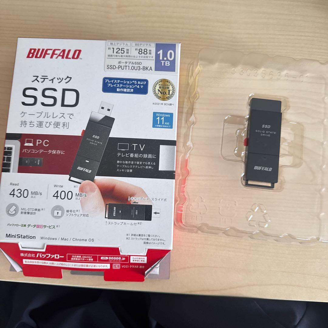【週末限定】BUFFALOポータブル1.0TB SSD-PUT1.0U3-BKA