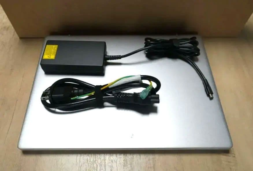 Acer Swift Go 14 ジャンク（Core i5/16GB/有機EL）