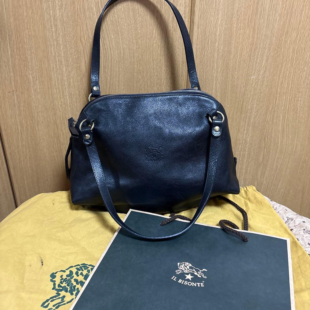 IL BISONTE ブラック レザー ハンドバッグ