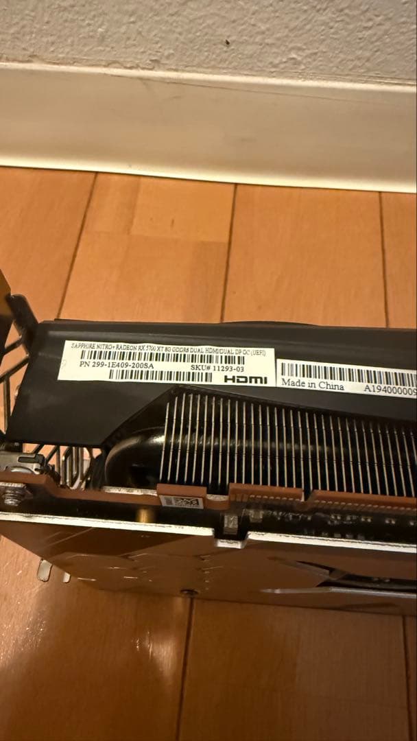 グラフィックボード・グラボ・ビデオカード SAPPHIRE NITRO+ RADEON RX5700XT8GB GDDR5