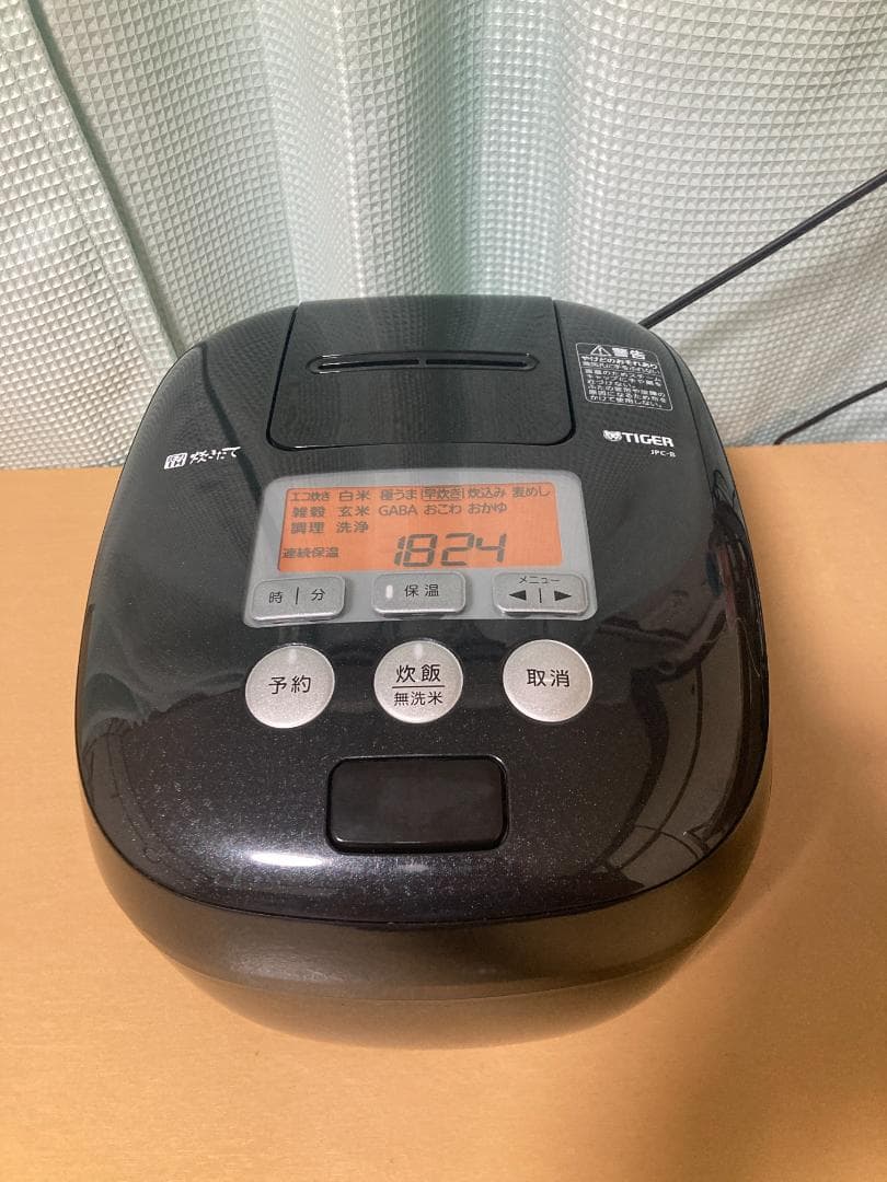 ★美品★TIGER 炊飯器JPC-B100 / 5.5合　圧力IH