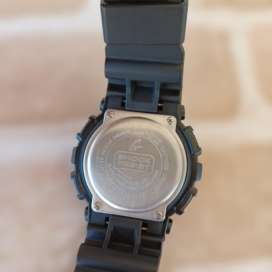 CASIO G-SHOCKジーショック腕時計 ゴールド&ブラック 人気爆発中