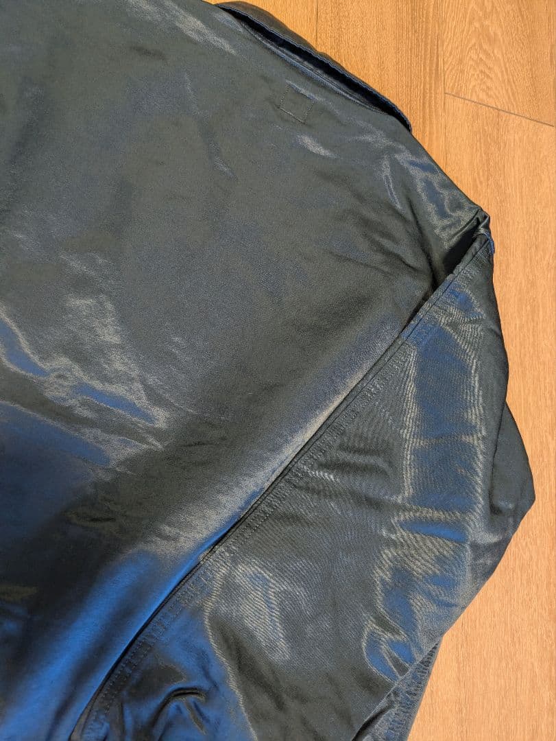 HUMAN MADE サテンジャケット　ハーフジップ