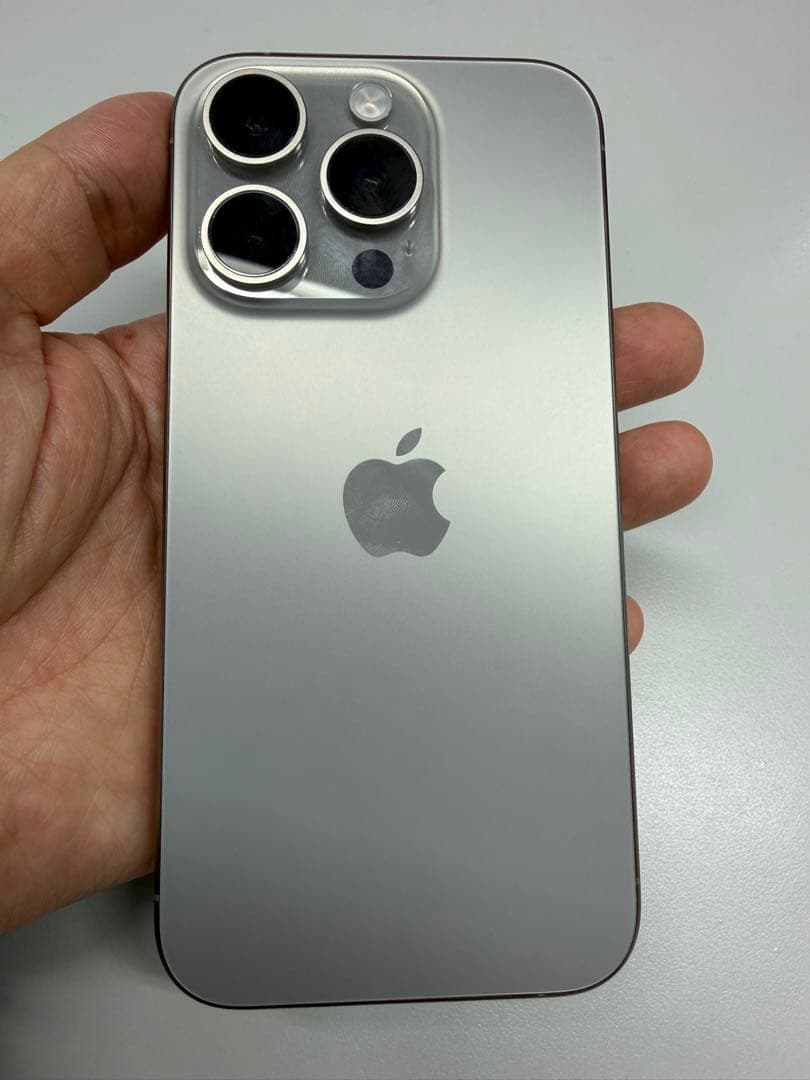 スマートフォン本体 Apple iPhone 15Pro 256GB