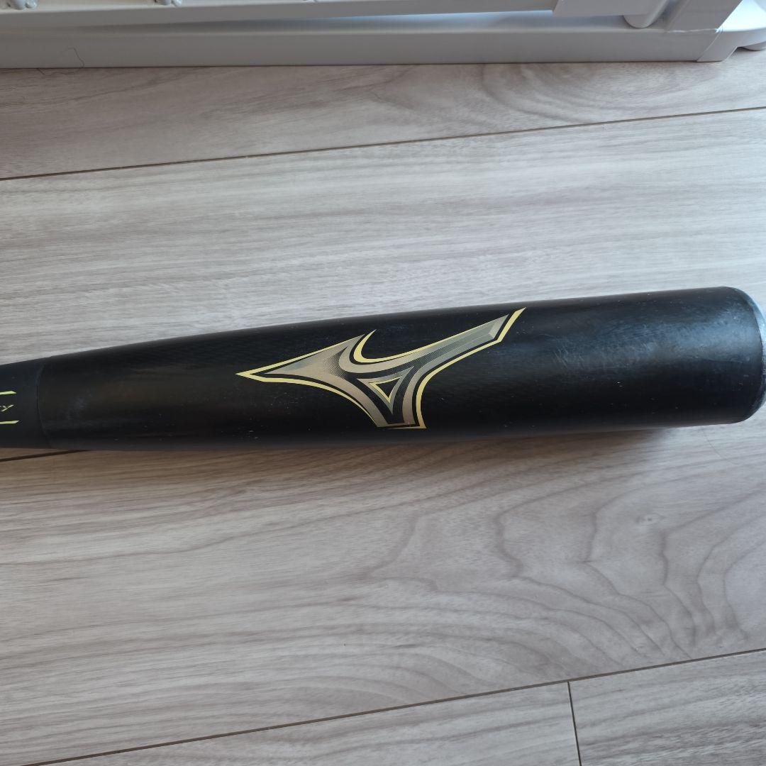 Mizuno BEYOND MAX LEGACY 軟式バット