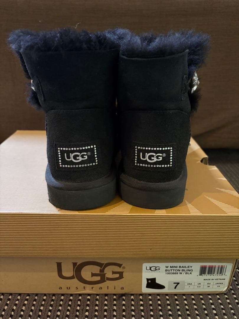 新品 UGG MiniBaileyButtonBling 24cm