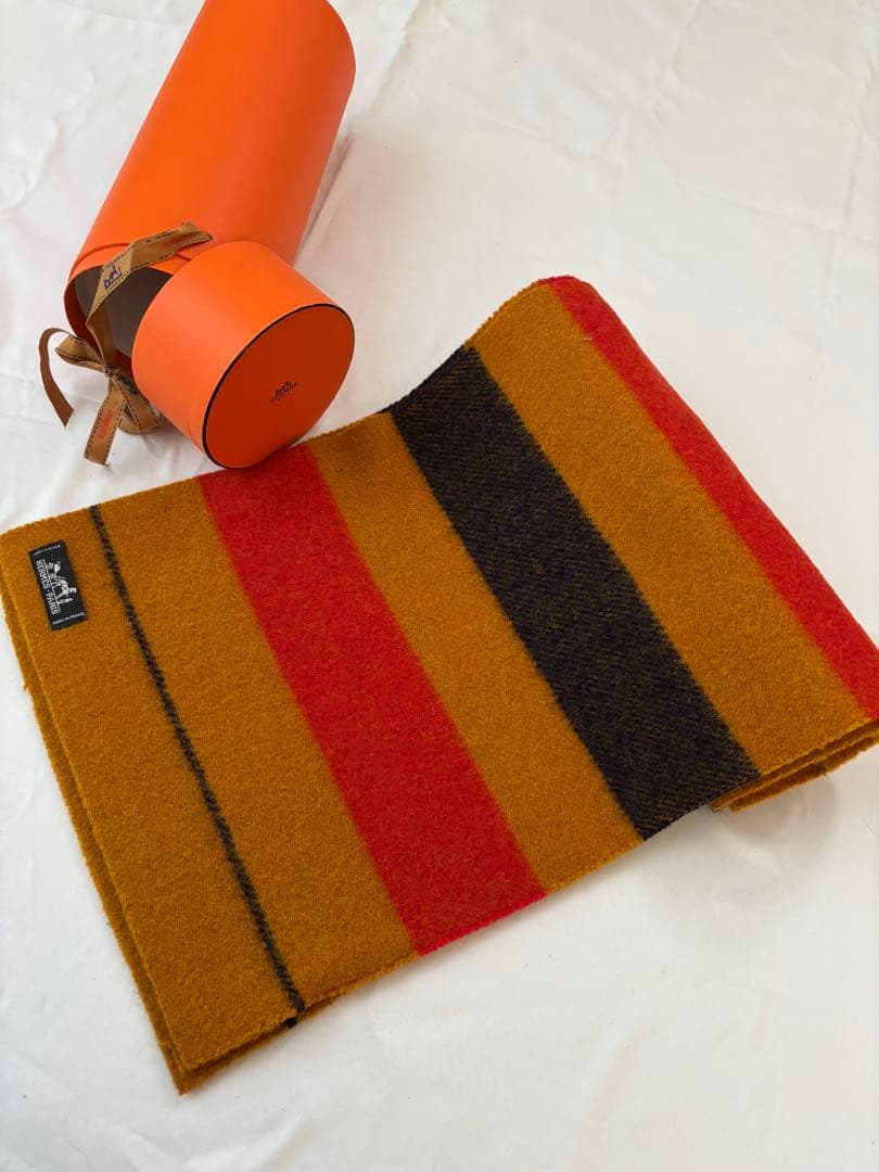 期間限定値下げ価格　新品未使用　エルメス　ロカバールマフラー