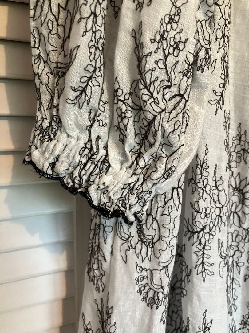 nest Robe エンブロイダリーリネン ワンピース