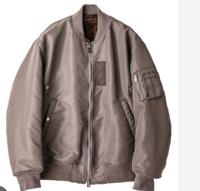 ソロイスト　faux fur lining flight jacket.