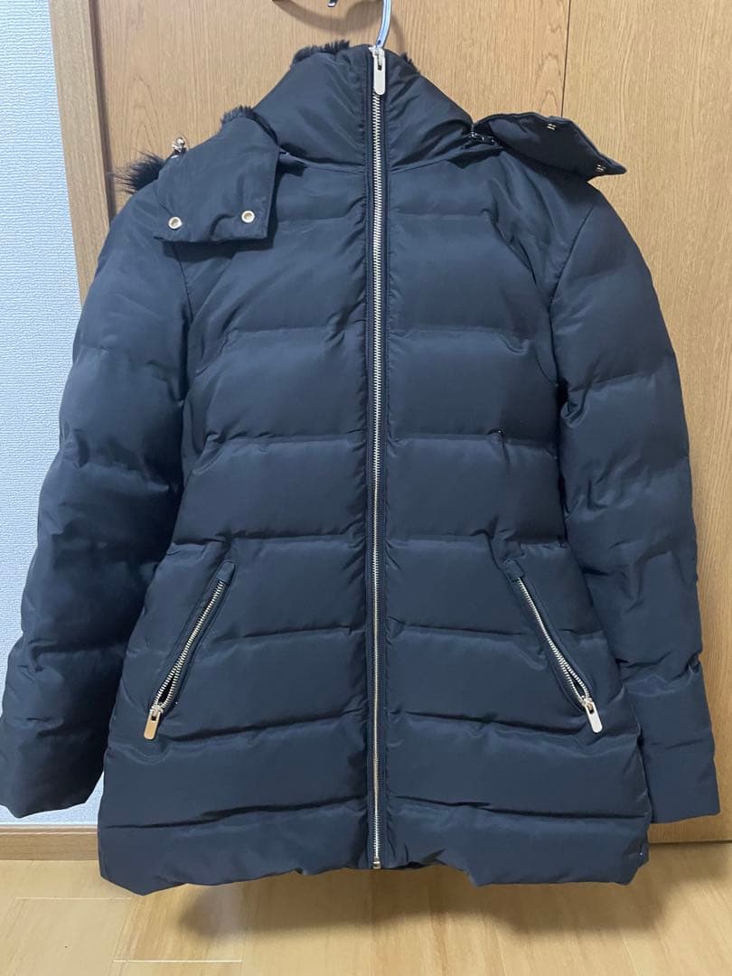 ZARA ザラ セミロング丈フード付きダウンジャケット