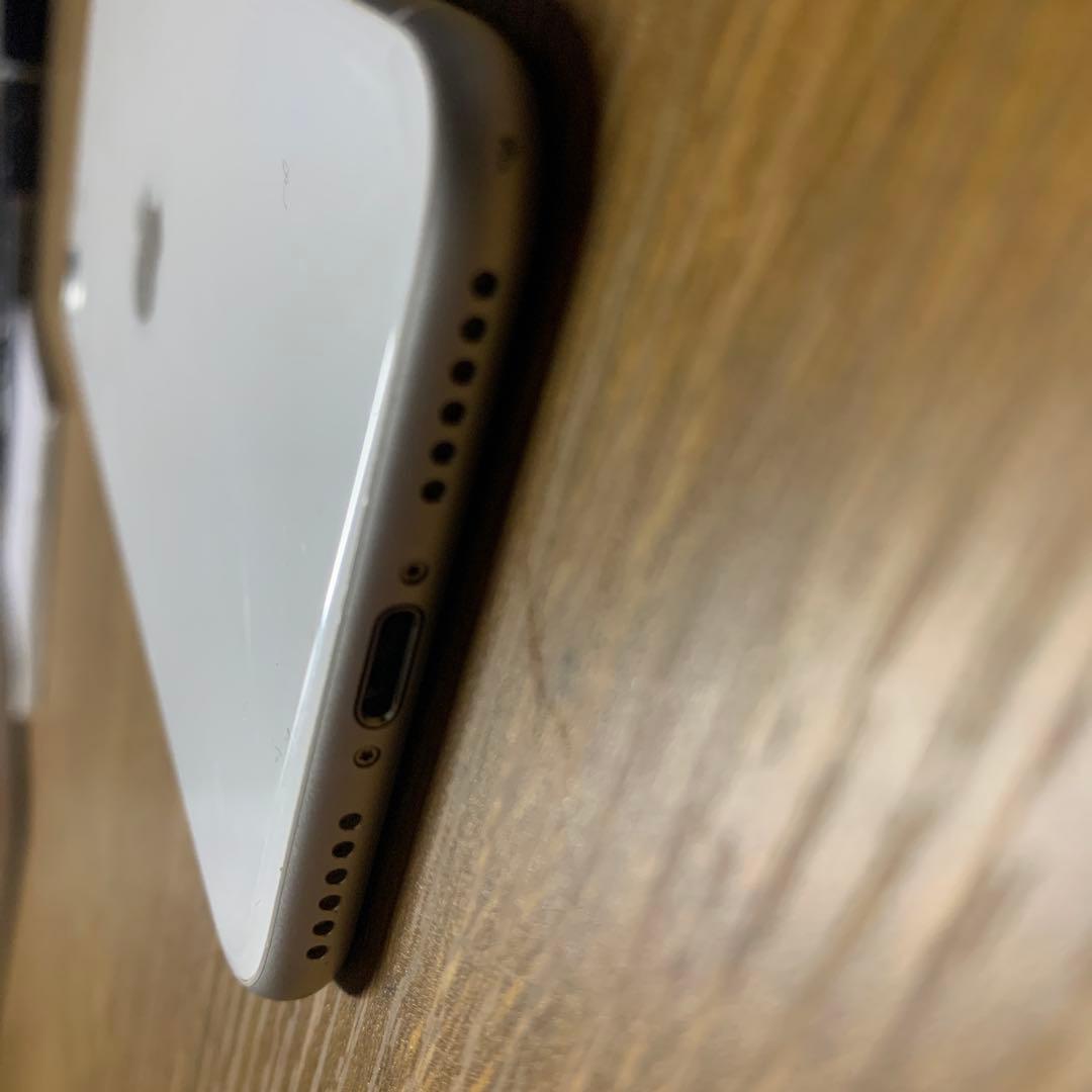 iPhone SE 第2世代 256GB ホワイト SIMフリー 本体初期化済み