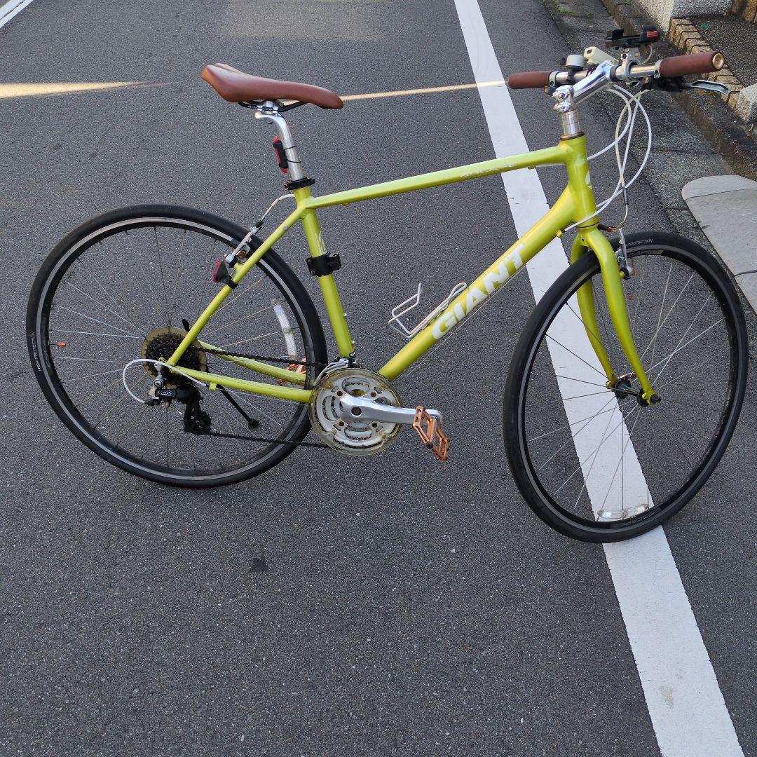GIANT クロスバイク 3×8　ライムグリーン　杉並区引き取り限定