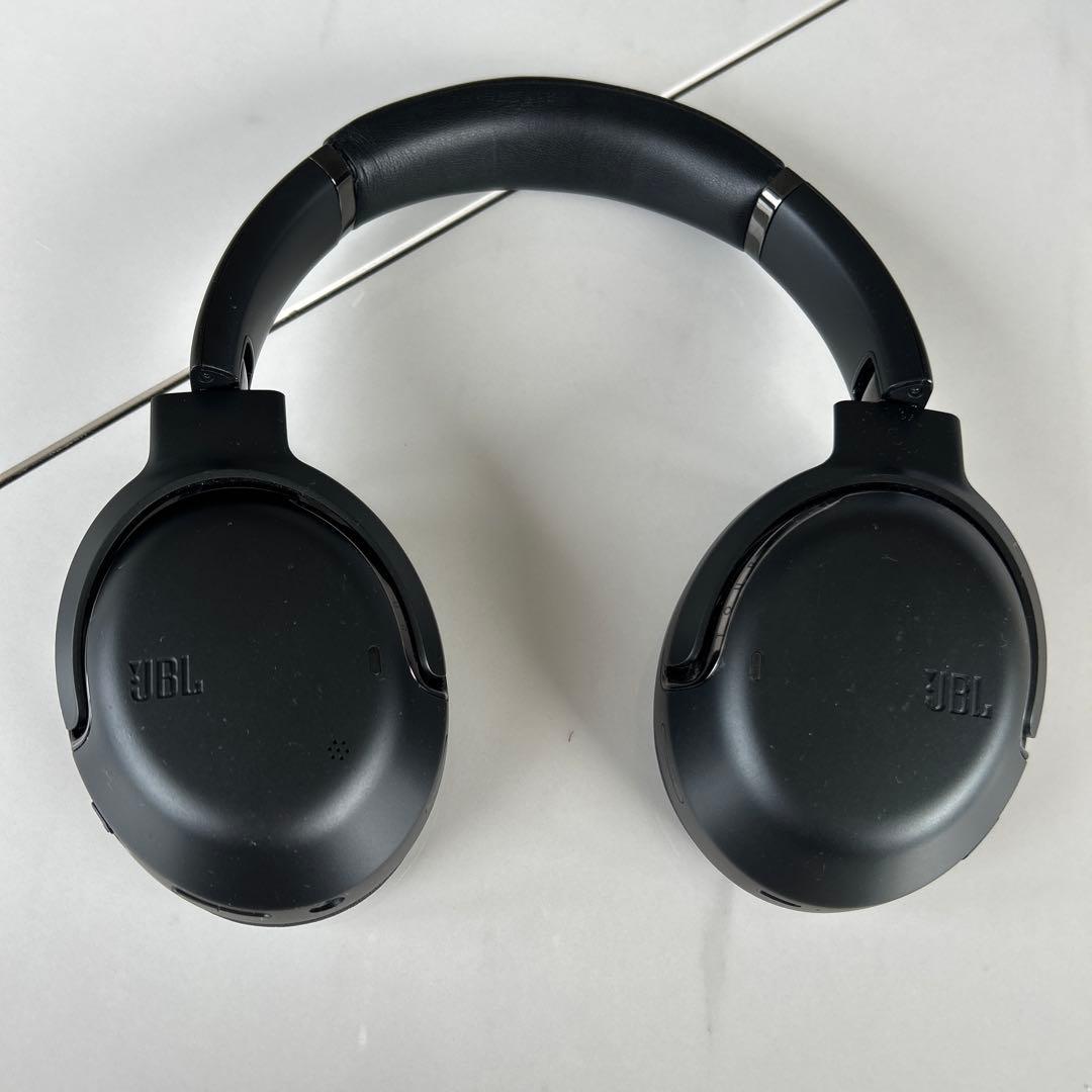 美品　JBL Tour One M2 ワイヤレスヘッドホン