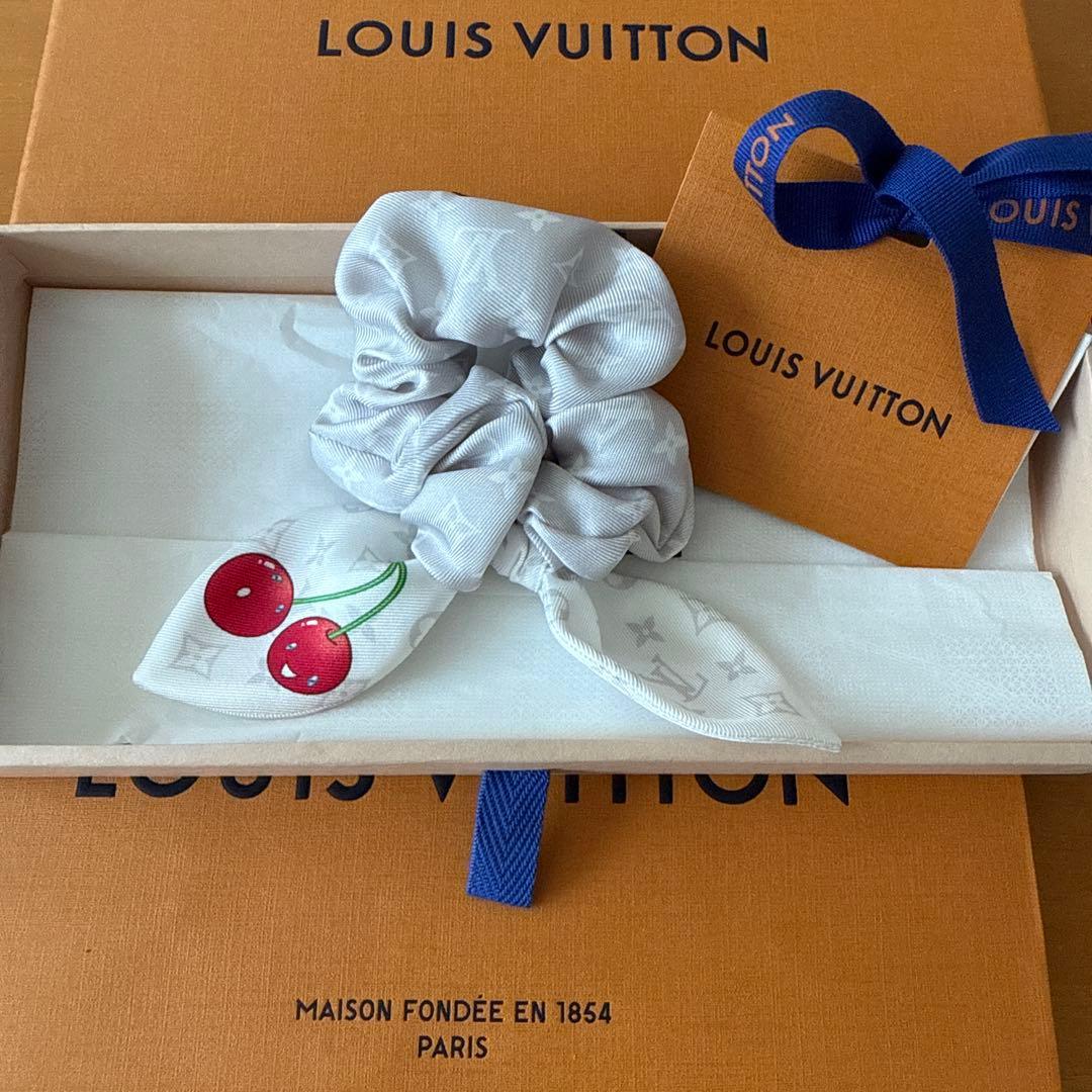 LOUIS VUITTON 村上隆 ヘアゴム・シュシュ