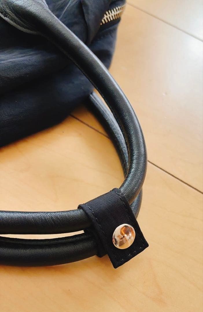 OUR レザー持ち手の2wayリュック