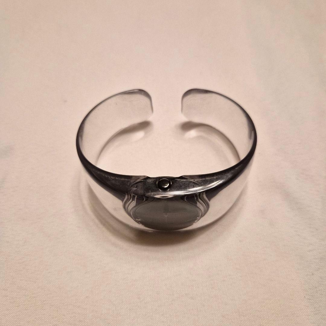 【ISSEI MIYAKE】バングルウォッチ　O イッセイミヤケ　腕時計