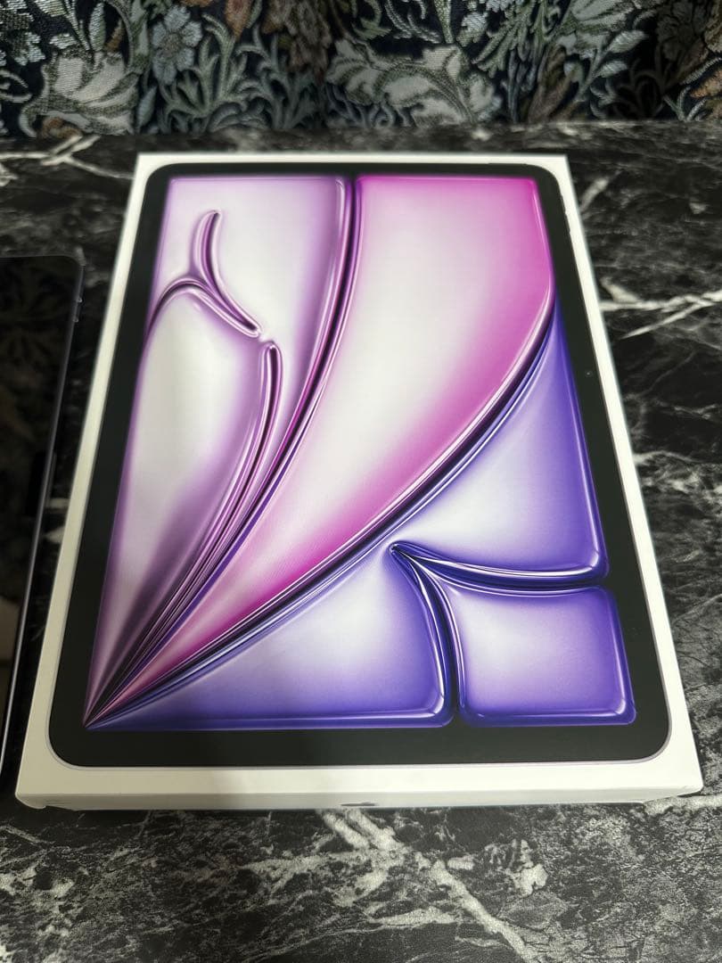 iPad Air 11 インチ M3 128GB パープル WiFiモデル