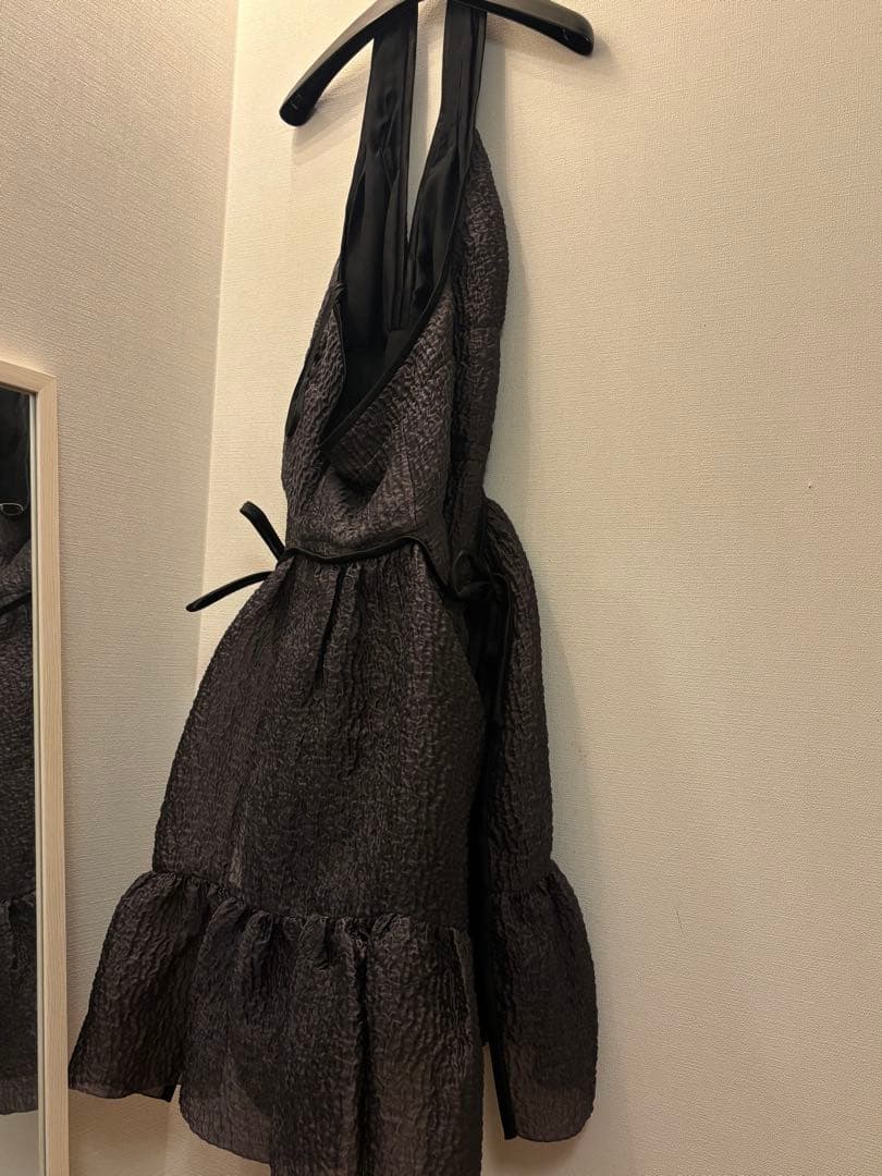 PRADA ホルターネックワンピース