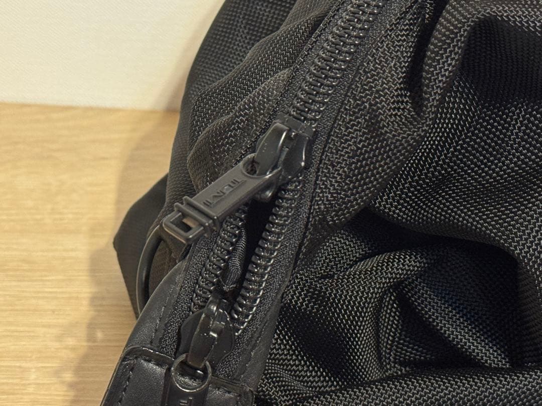 TUMI トゥミ ボストンバッグ 2way ショルダー 大容量 ブラック