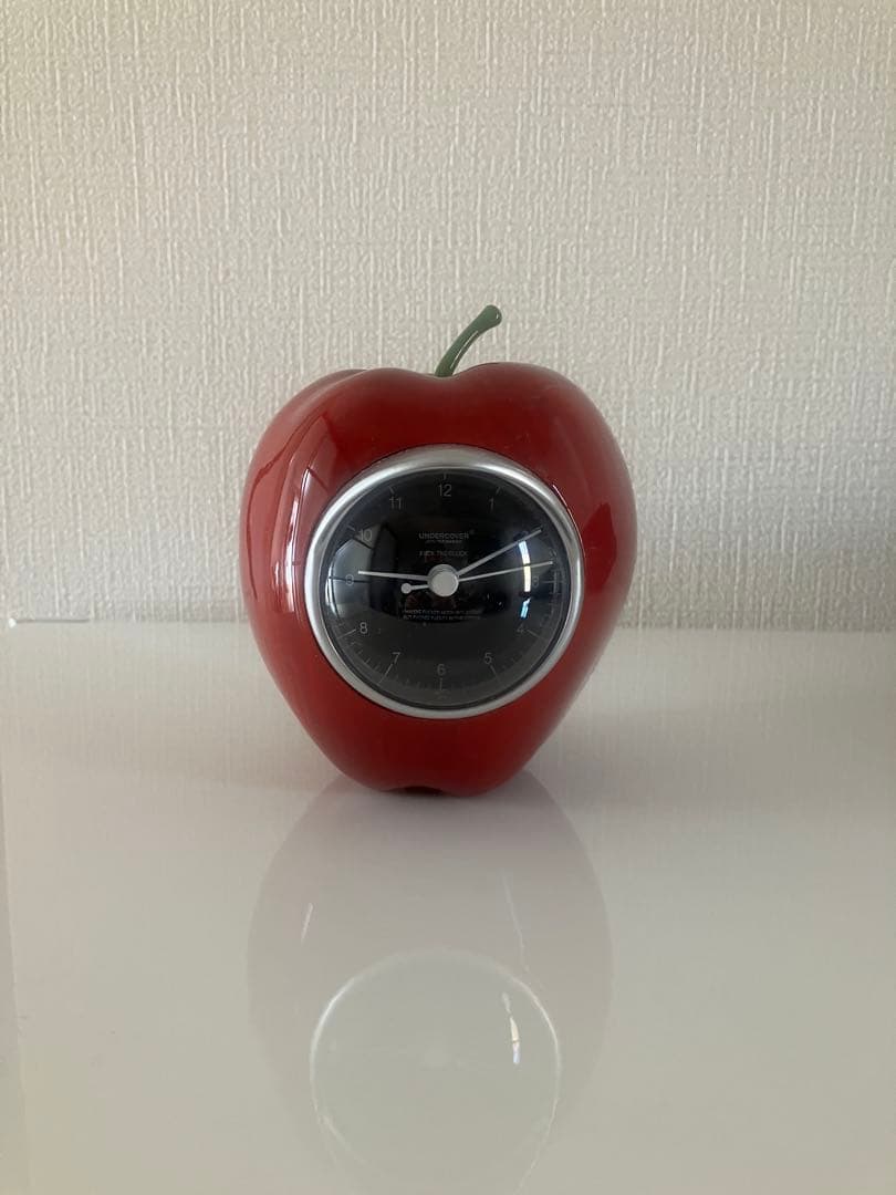 UNDERCOVER×MEDICOMTOY GILAPPLE CLOCK