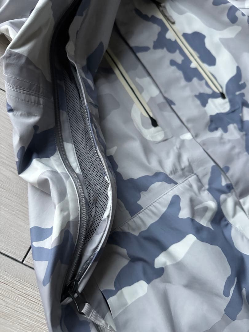 Burton ak 上下 L セットアップ ゴアテックス スノーカモ 迷彩