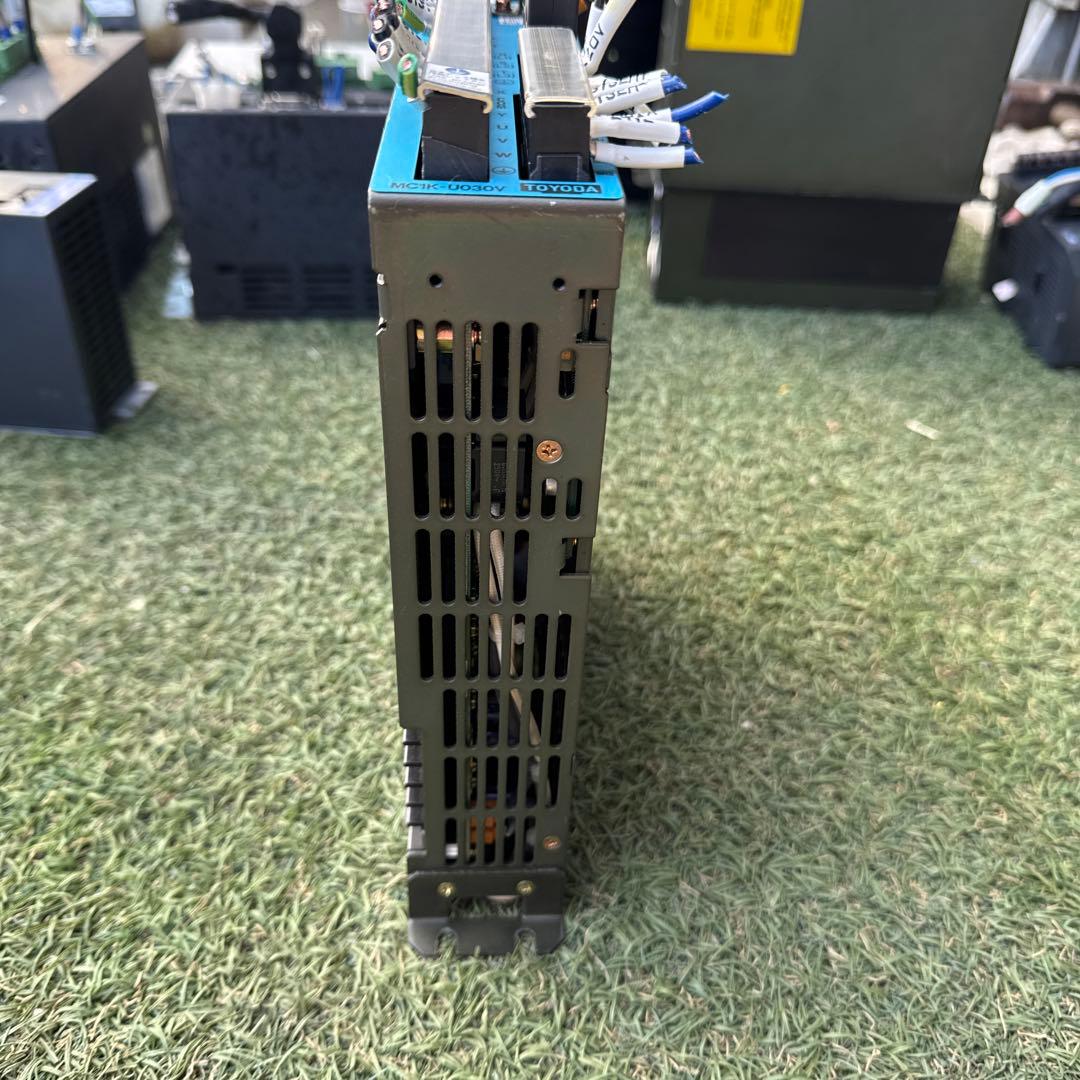 SANYO DENKI Toyoda MC1K-U030V サーボ アンプ