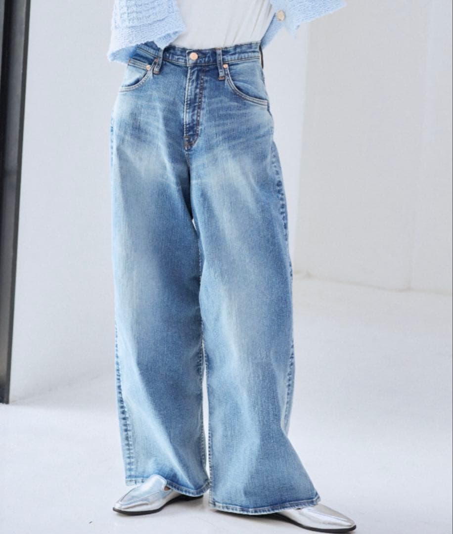 SURT ルーズシルエットデニム