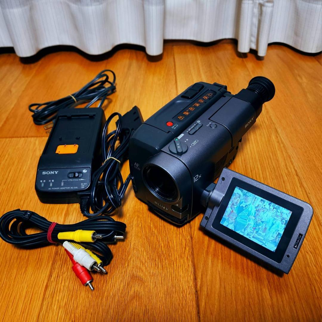 ひ*7様 【動作確認済】SONY 高画質 Video8 ビデオカメラ CCD-T