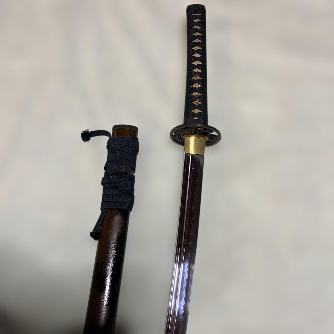 居合刀 濃緑柄 龍彫透し丸鍔 黒茶斑尾鞘