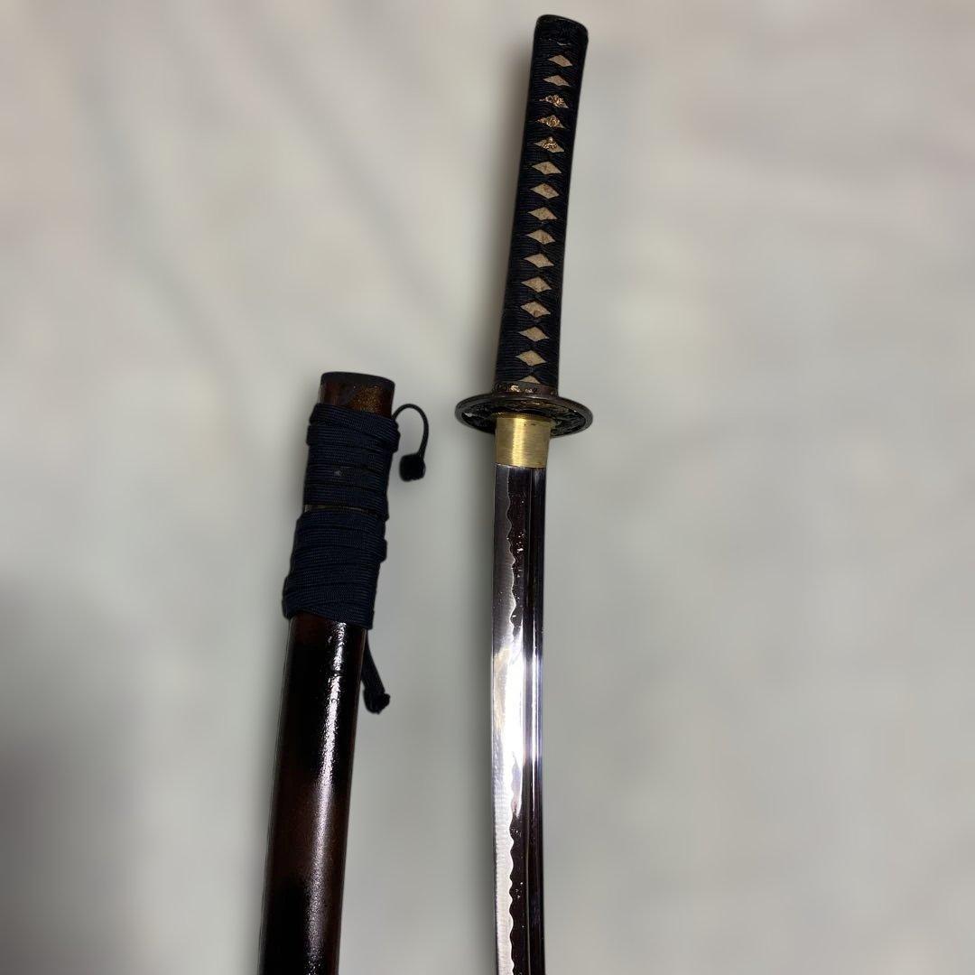 居合刀 濃緑柄 龍彫透し丸鍔 黒茶斑尾鞘