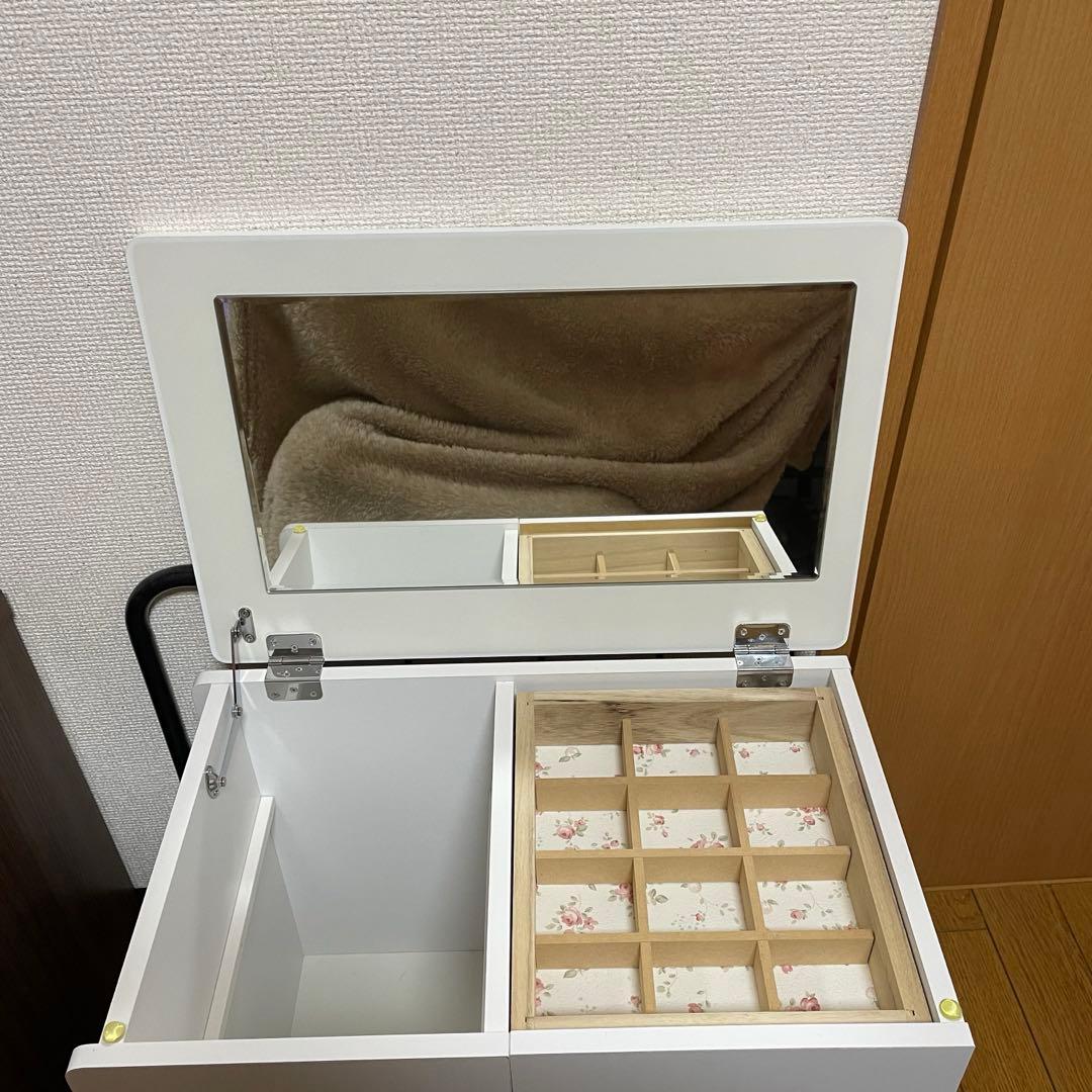 ドレッサーワゴン