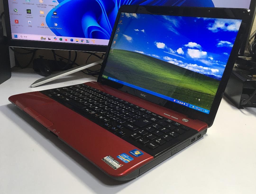 Windowsノート本体 NEC LaVie S LS550/F Core i5 WindowsXP