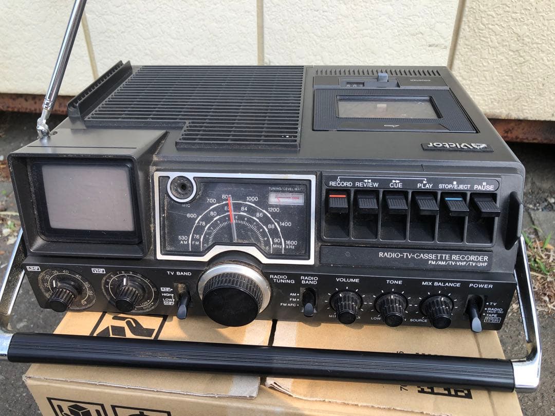 1977年 victor M-66 レトロ　テレビラジカセ