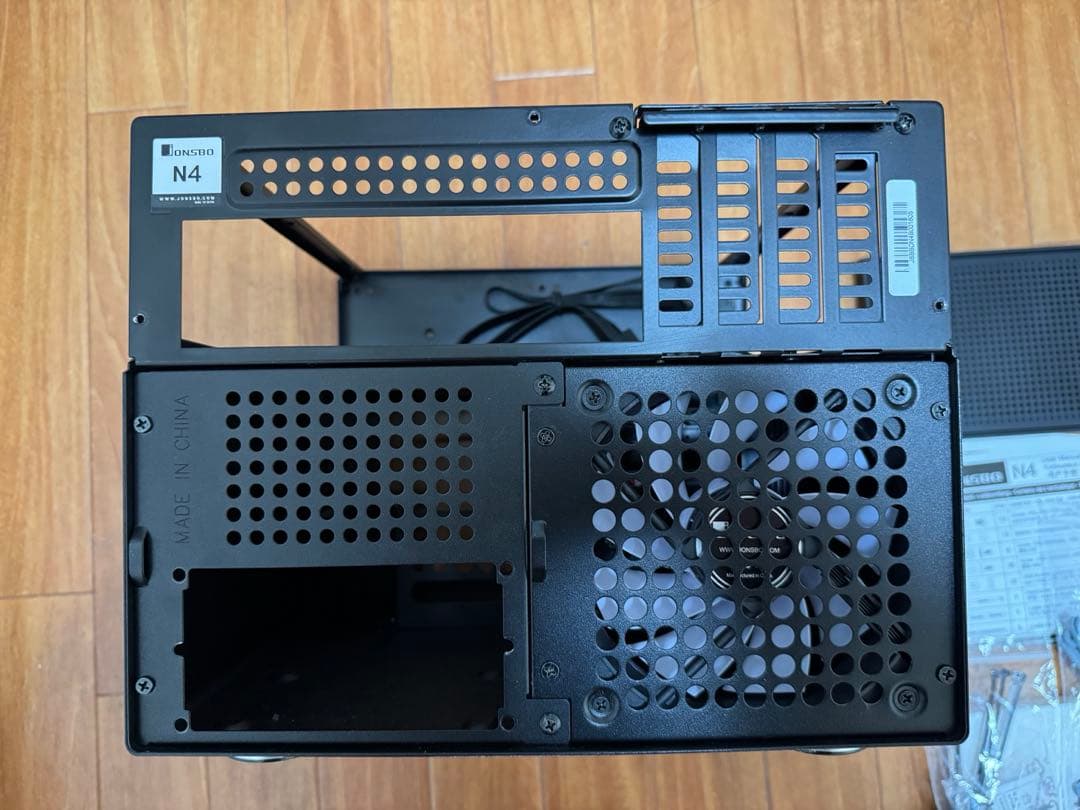Jonsbo N4 NASケース 黒