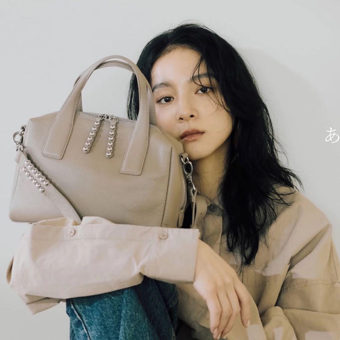 earpapillonner 《本革/ショルダー付き》スタッズボストンバッグ