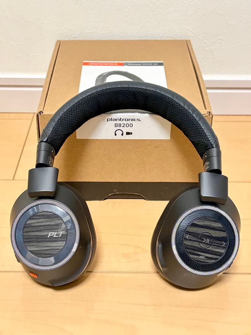 【激レア美品】Voyager 8200 UC テレワーク高級ヘッドセット 箱完備