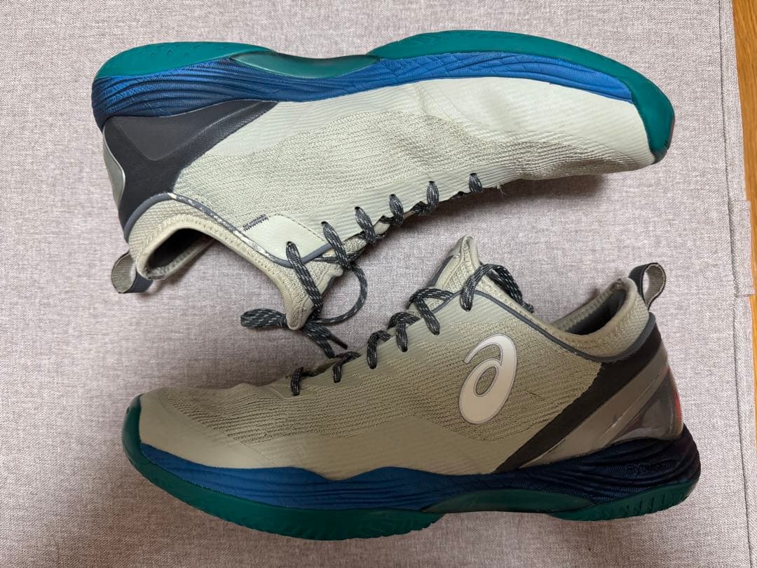 ASICS ballaholic グライドノヴァ ff2