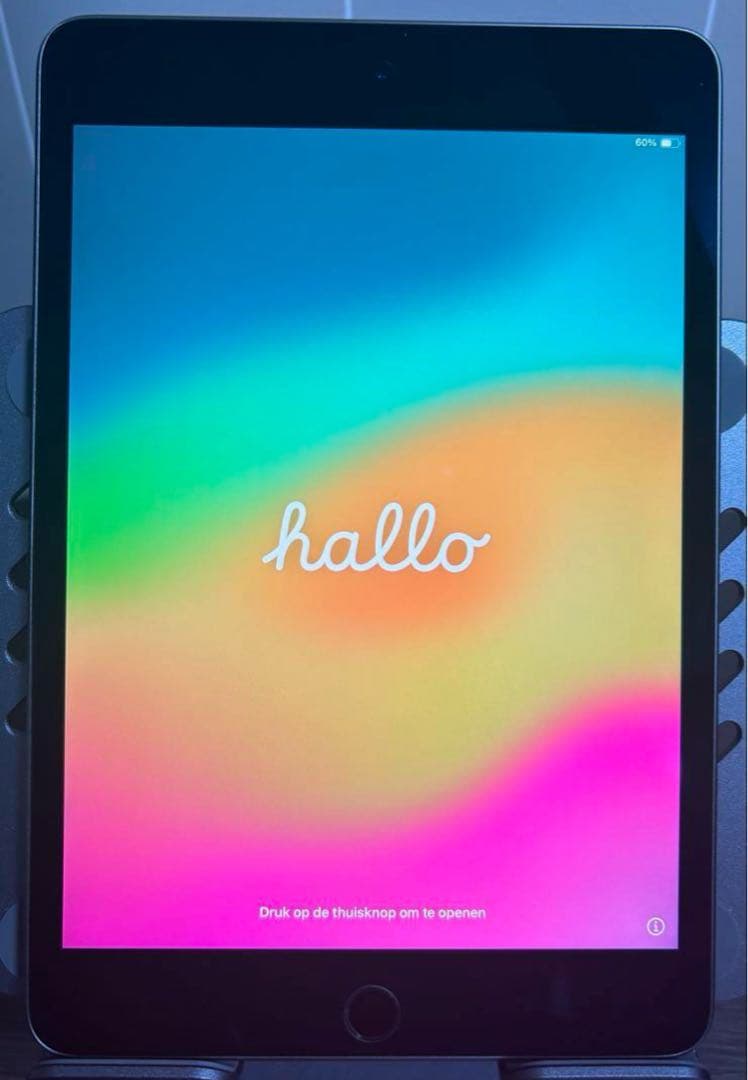 あ*様 【美品】iPad mini 第5世代 64GB Wi-Fi スペースグレ