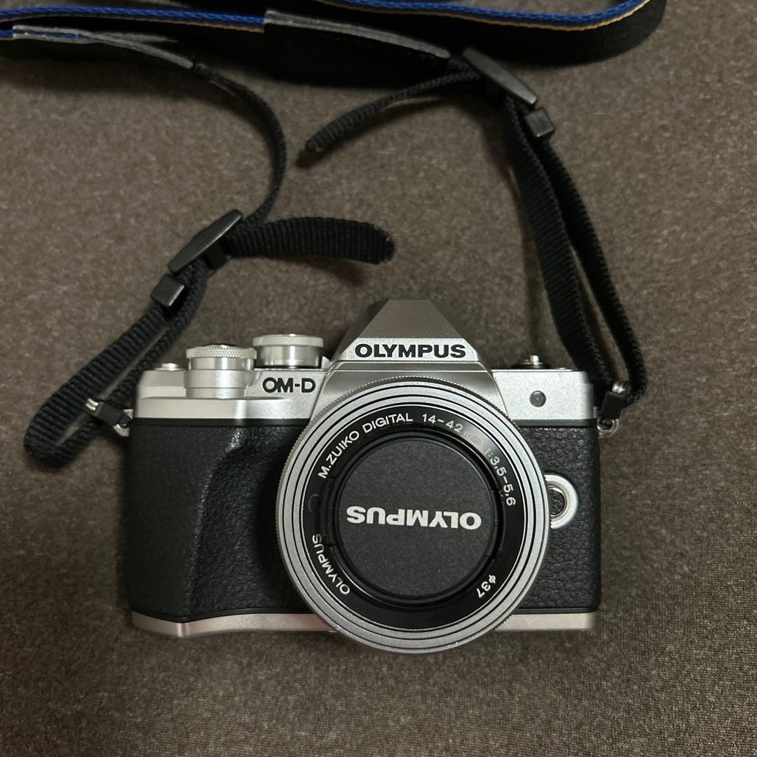OLYMPUS OM-D E-M10 Mark Ⅲ