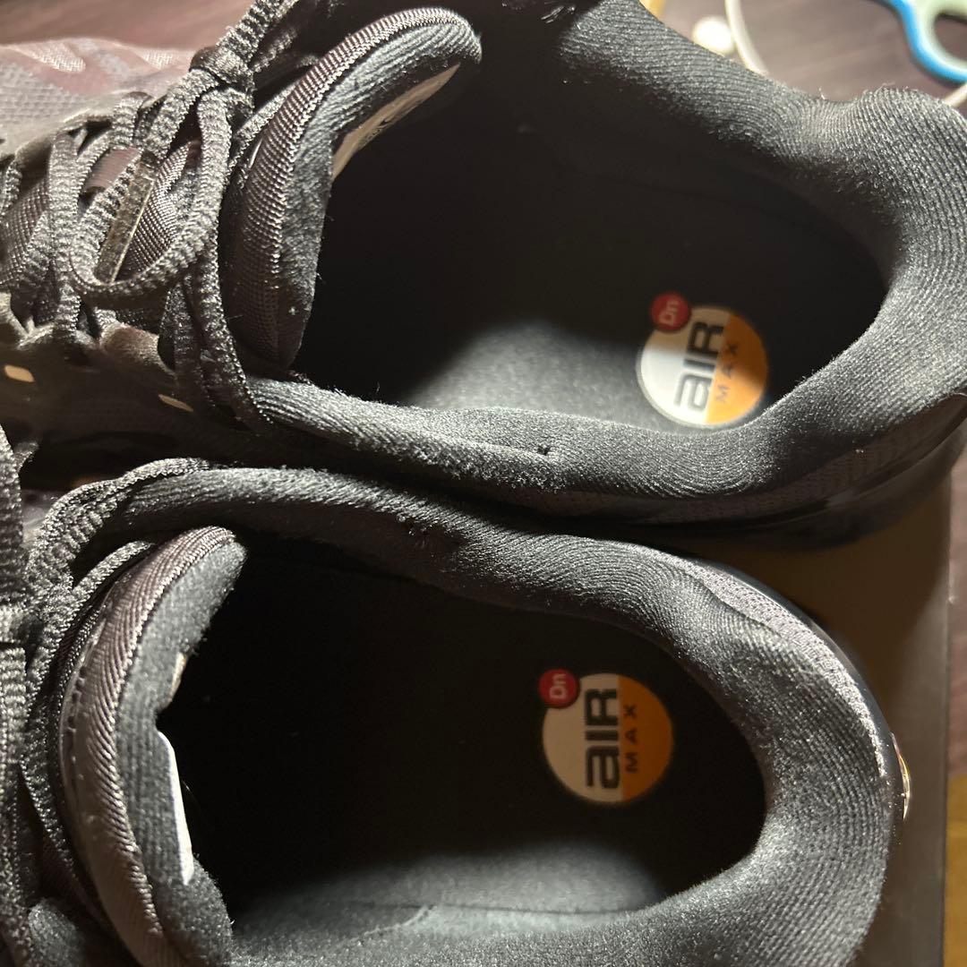 AIR MAX DN8ブラック