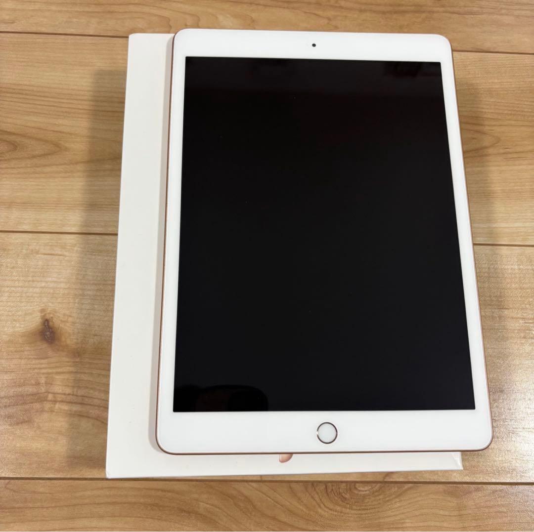 Apple iPad ゴールド 本体❤️