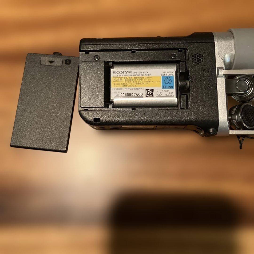 SONY HDR-MV1 ハンディカム ビデオカメラ 本体＋純正充電器付 動作品