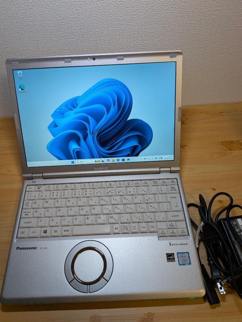 レッツノートSZ6 第7世代Corei5/8G/256GB バッテリー良好