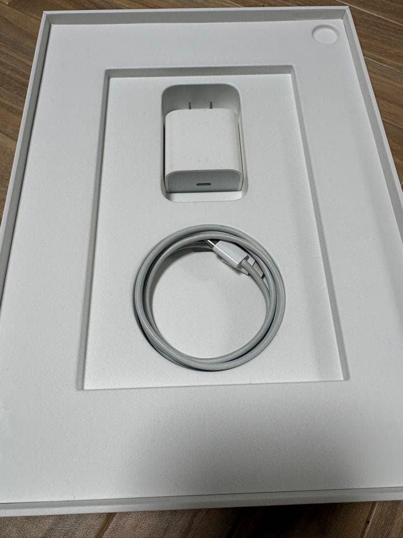 iPad Air 第4世代 64gb Wi-Fiモデル スカイブルー 即購入OK