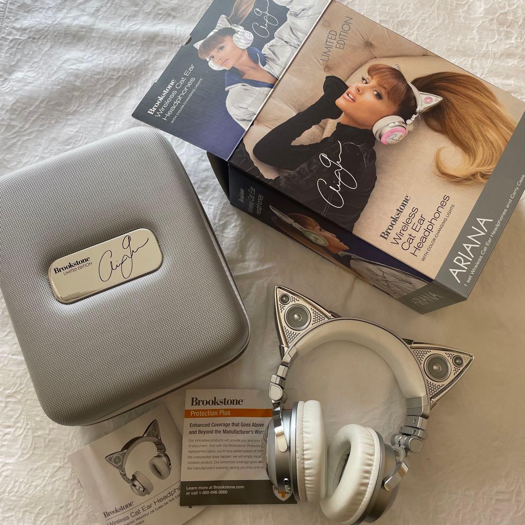 Brookstone Ariana アリアナ ワイヤレス 猫耳ヘッドホン 限定版