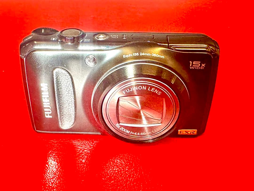 Fujifilm FinePix F300EXR コンパクトデジタルカメラ